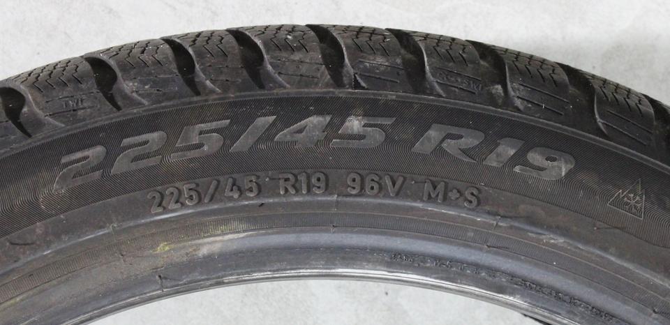 2x 225/45R19 96V PIRELLI WINTERREIFEN RUNFLAT 6,5MM 2020 #274U – Bild 5