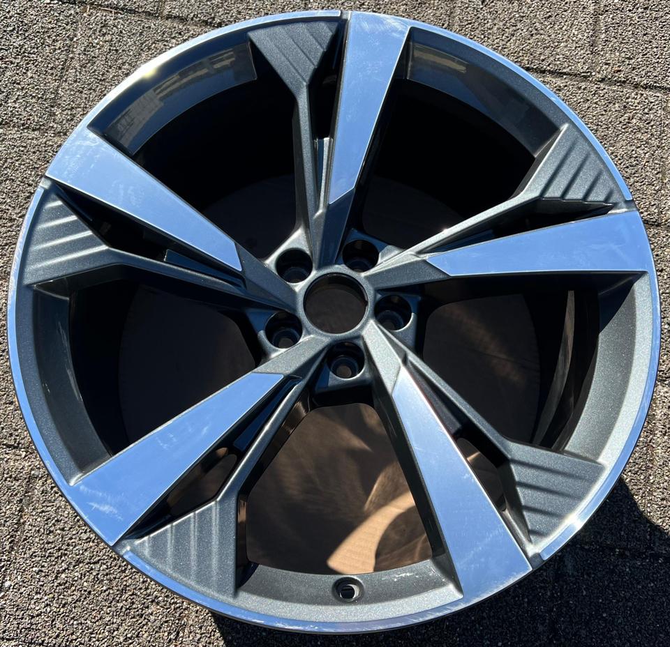 1X ORIGINAL 21" ALUFELGE AUDI E-TRON Q8 4KE 4KE601025H #27KJ
