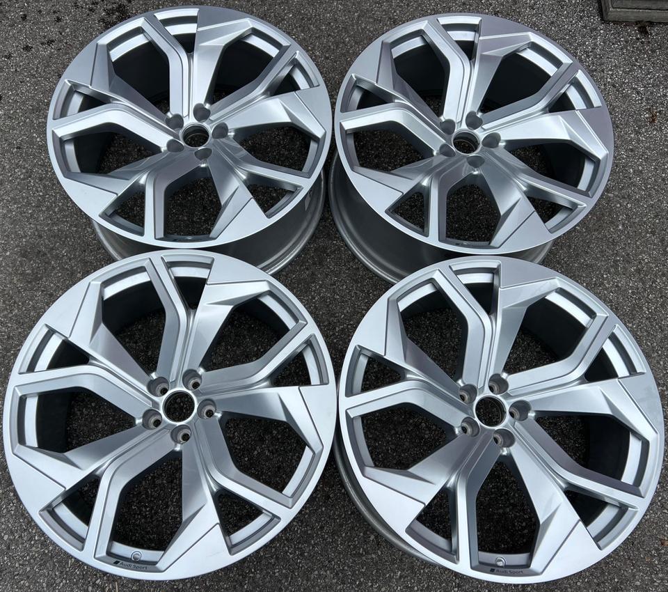 4 ORIGINAL 23" ALUFELGEN AUDI Q8 4M8601025AF 10,5x23 ET18 #1W7M