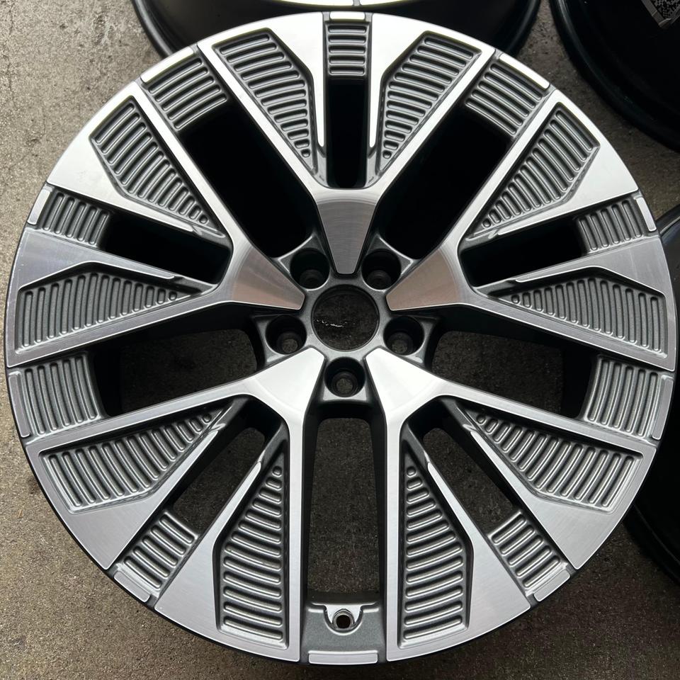 4 ORIGINAL 21" ALUFELGE FELGE AUDI E-TRON Q8 4KE 9,5x21 #1X5X – Bild 5