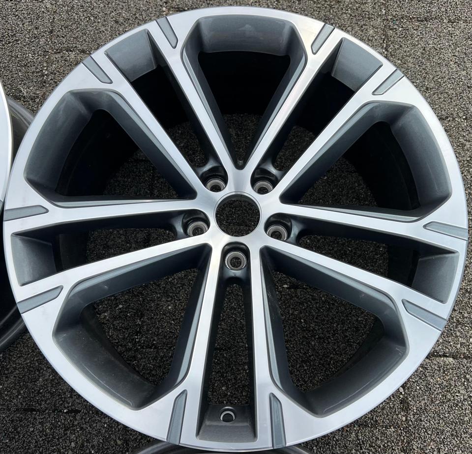 4 ORIGINAL 20" ALUFELGEN AUDI Q7 4M 9x20 ET28 4M0601025EA #1Z9D – Bild 2