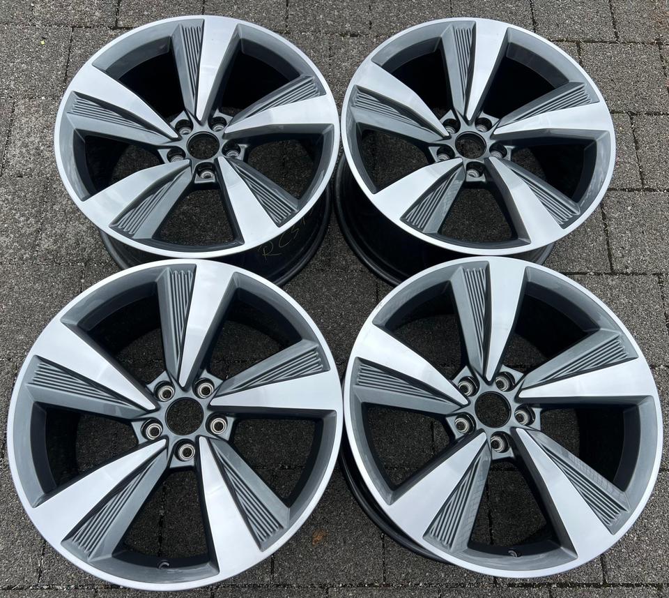4 ORIGINAL 19" ALUFELGEN AUDI A8 4N 4N0601025C 9x19 ET34 #1YRM