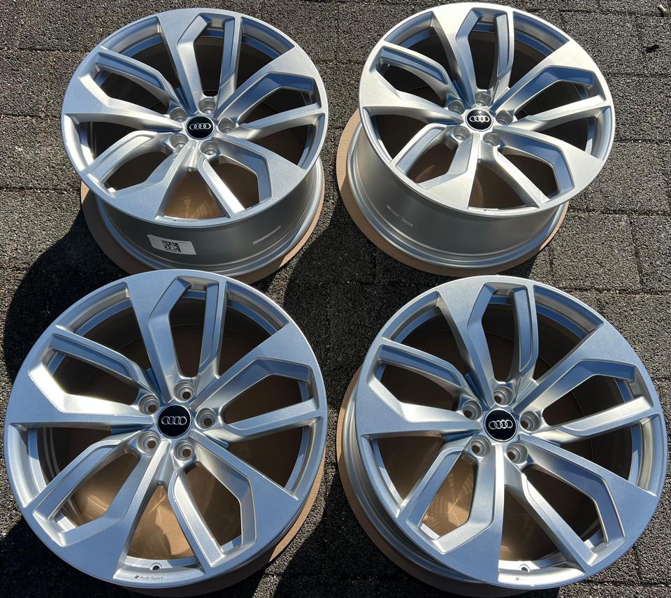 4 ORIGINAL 20" ALUFELGEN AUDI RS5 RS4 8W B9 8W0601025DB #270F