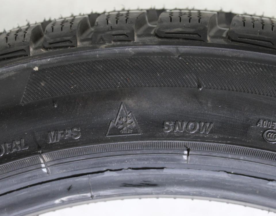 2x 225/45R18 95H BRIDGESTONE BLIZZAK LM-32 WINTERREIFEN #1S8U – Bild 5