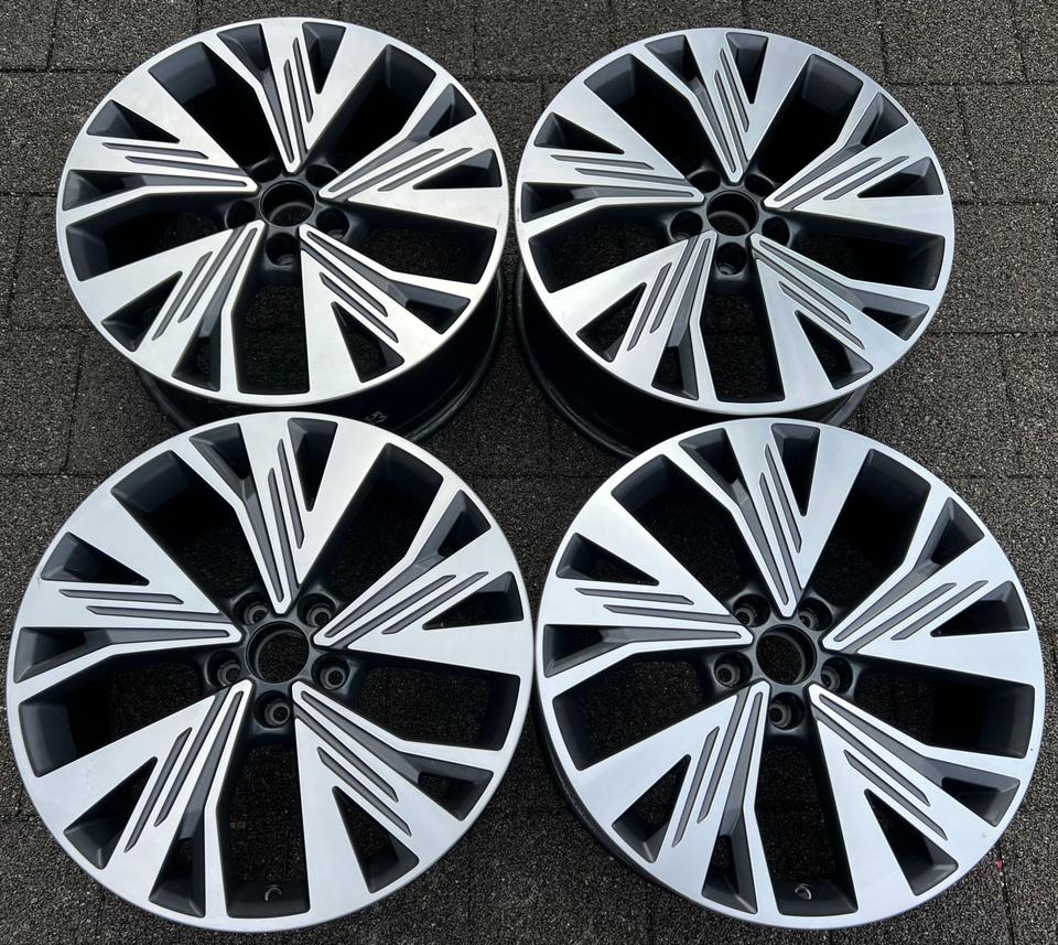 4 ORIGINAL 19" ALUFELGEN FELGEN AUDI Q4 E-TRON 89A601025C #1Z7O