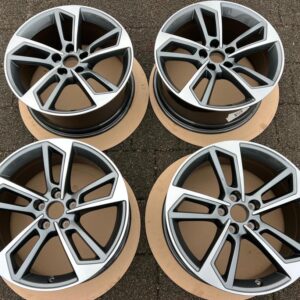 4  ORIGINAL 18" ALUFELGEN AUDI A4 8W 8W0601025DL 8x18 ET40 #24ZG