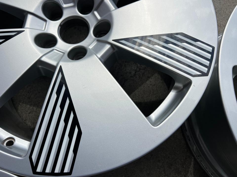 4 ORIGINAL 19" ALUFELGEN AUDI E-TRON GEN 8x19 4KE601025L #1XMB – Bild 7